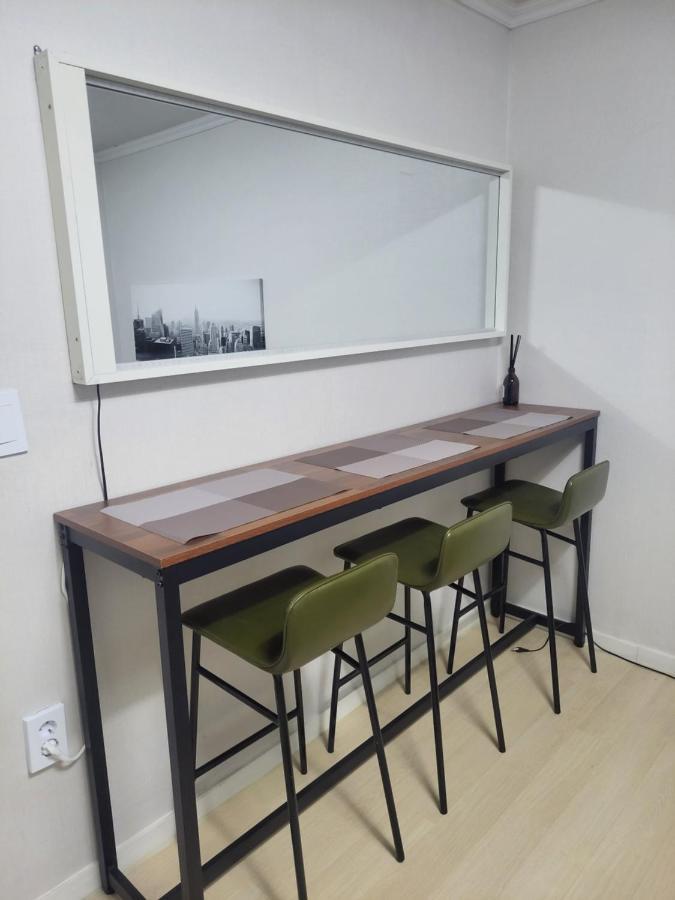 Newly Renovated 2 Bedroom Apartment #7 Seoel Buitenkant foto